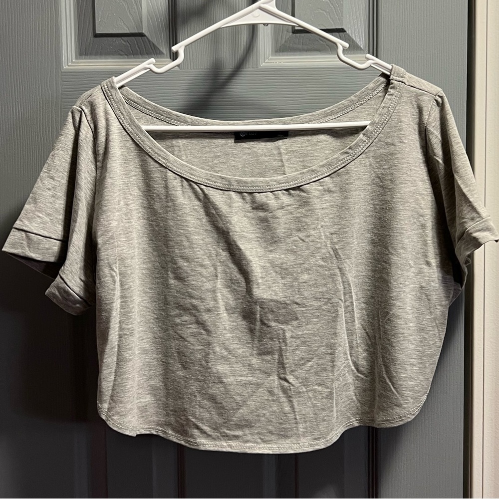 Women’s Medium Grey Cropped T-Shirt